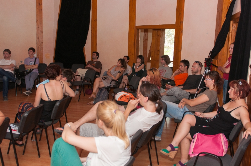tuzla-juni-2012-okrugli-stol-i-performans-sol-zemlje-9